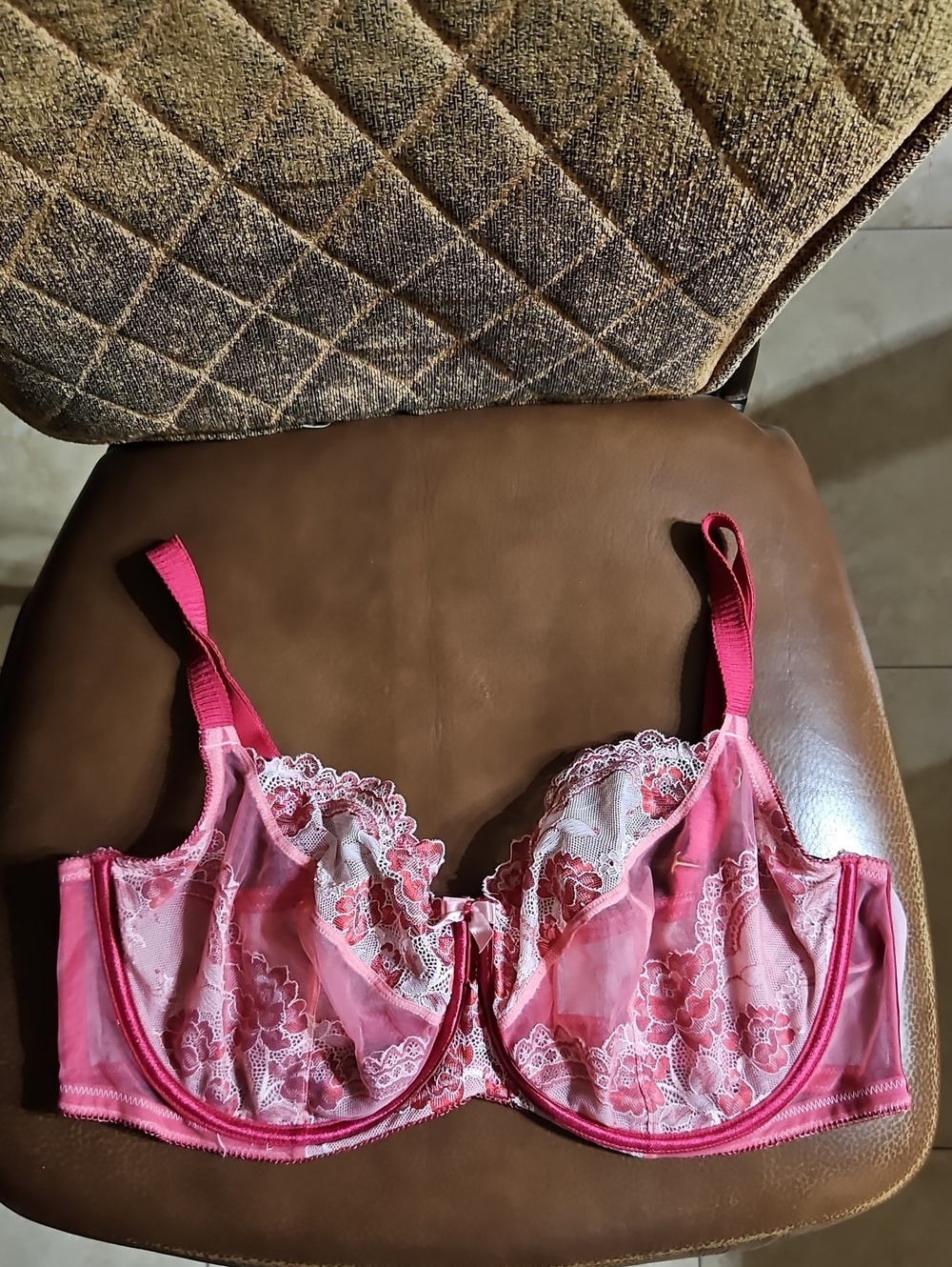 Soma Flirtation Unlined Underwire Pink Red White Floral Lace Sheer Bra